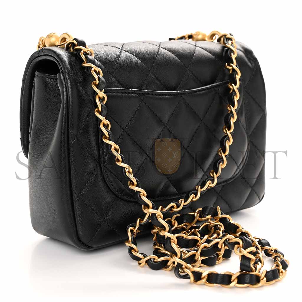 CHANEL SHINY LAMBSKIN QUILTED PEARL TWIST MINI SQUARE FLAP BLACK AS4385  (17*12.5*5cm)